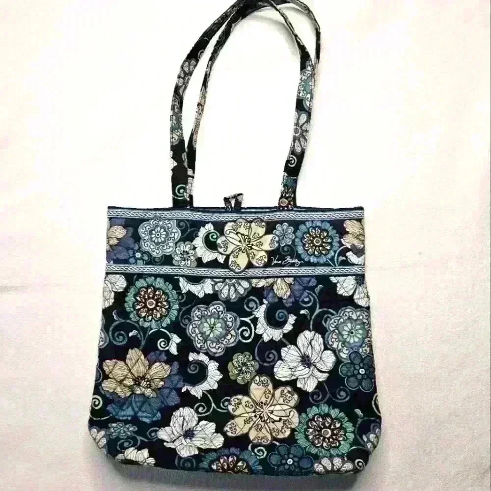 Vera Bradley Blue Cream Floral Cotton Large Tote Very Good Condition
